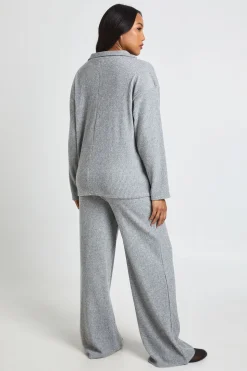 Ensemble De Détente Maternité Côtelé Doux Avec Haut À Col Et Pantalon