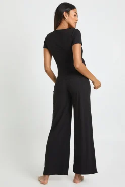 Ensemble de détente maternité en côtes douces : top enveloppant & pantalon de détente