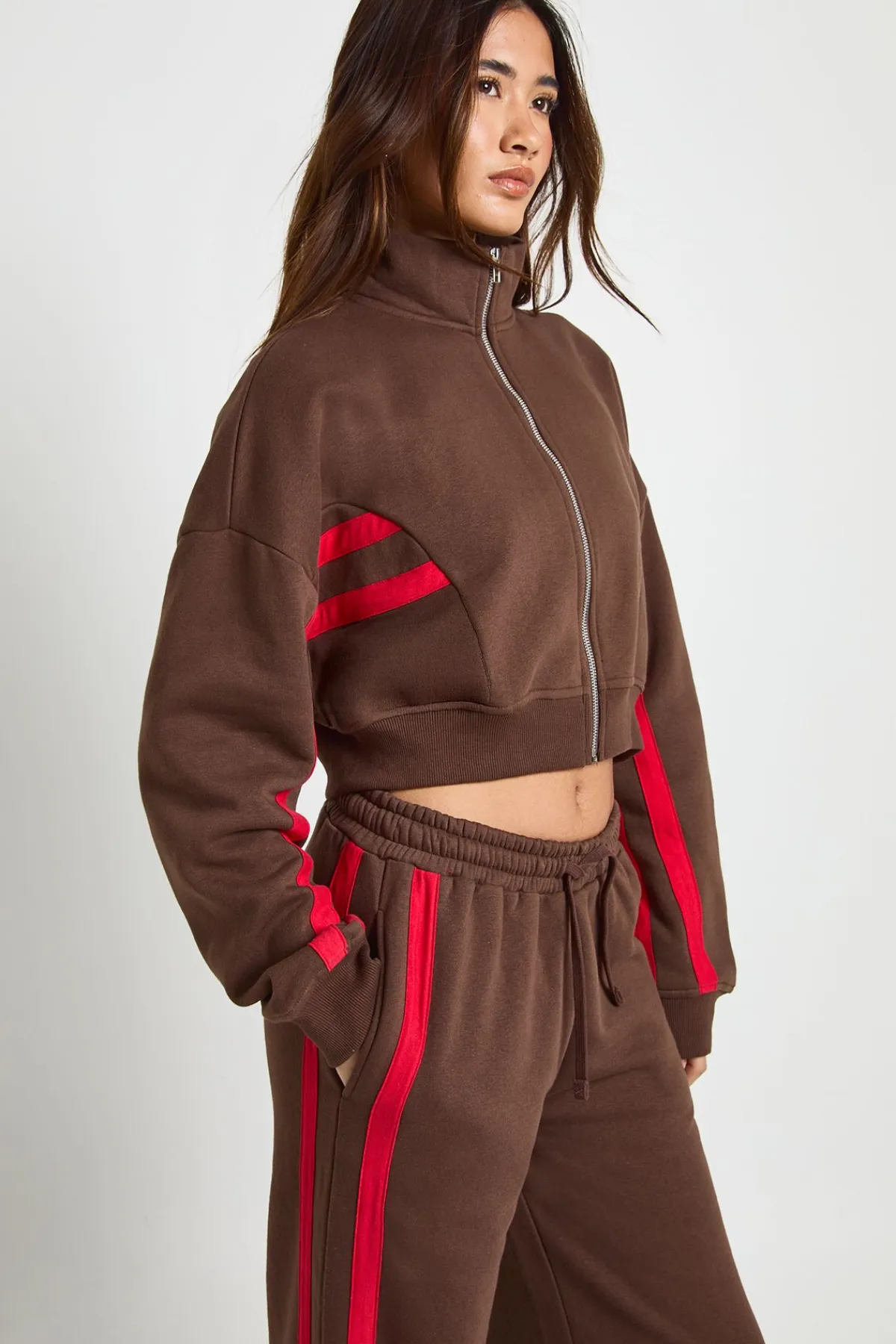 boohoo Ensemble De Jogging À Col Montant Avec Bandes Contrastées<Femme Looks Chocolat|Survêtements