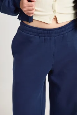 boohoo Ensemble De Jogging Court Avec Sweat À Casynthétiqueche Zippé Et Taille Cintrée Petite<Femme Survêtements|Survêtements