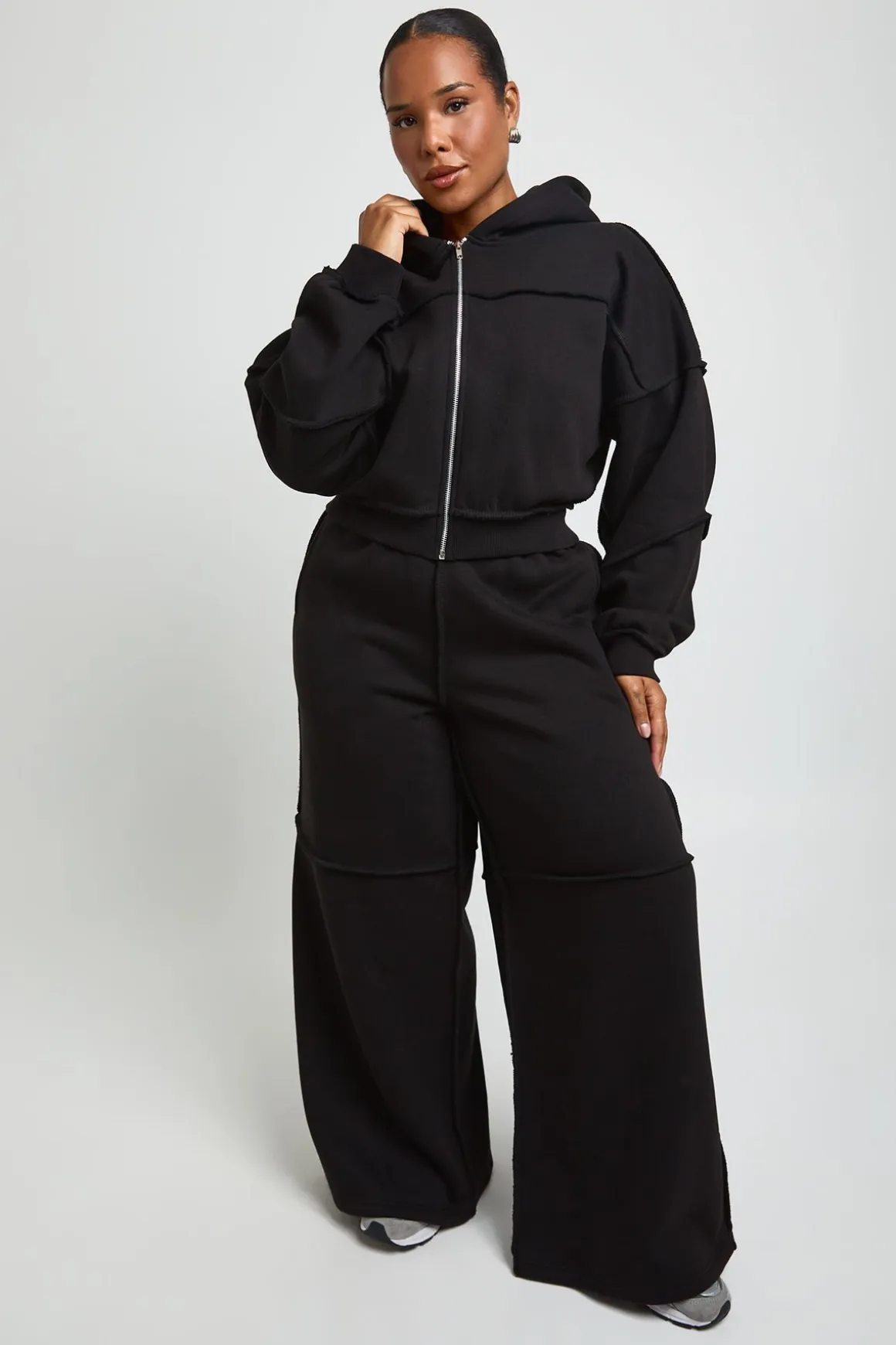 Ensemble De Jogging Droit À Casynthétiqueche Avec Coutures Apparentes