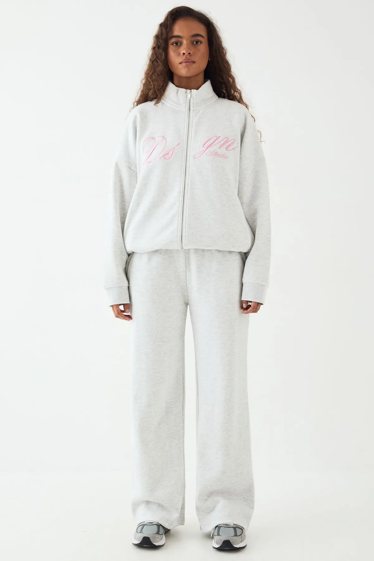 DSGN Studio Ensemble de Jogging Script Col Cheminée Jambe Droite<Femme Survêtements|Survêtements