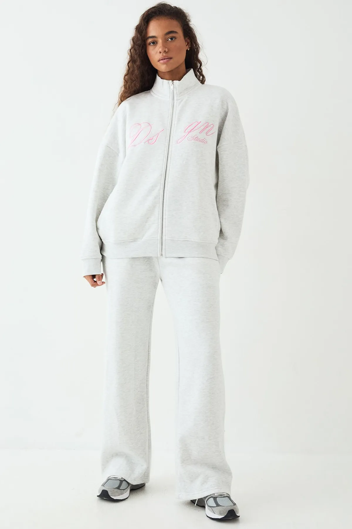 DSGN Studio Ensemble de Jogging Script Col Cheminée Jambe Droite<Femme Survêtements|Survêtements