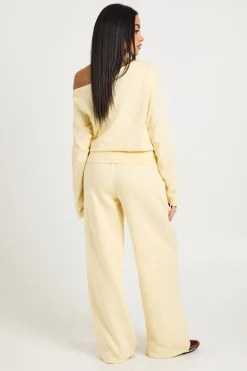 Ensemble de Jogging Taille Cintrée Épaules Dénudées Jambes Droites
