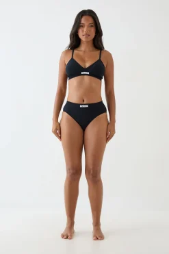 Ensemble De Lingerie Bralette Triangle Et Culotte Sans Couture Dsgn Studio