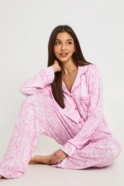 boohoo Ensemble De Pyjama Chemise À Manches Longues Et Pantalon À Motif Nœuds<Femme Pyjamas