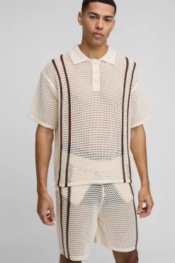 Ensemble de short polo en tricot à coupe boxy, avec point ouvert, rayures et encolure boutonnée