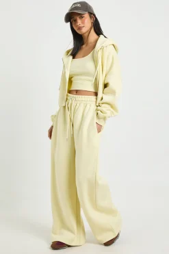 boohoo Ensemble de Survêtement à Casynthétiqueche 3 Pièces avec Top Court à Ourlet Profond Petite Taille<Femme Survêtements|Survêtements
