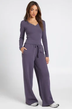boohoo Ensemble De Survêtement Haut Côtelé À Manches Longues Avec Détails Boutons Et Pantalon Jogger Droit<Femme Survêtements|Survêtements