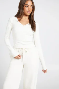 Ensemble De Survêtement Haut À Manches Longues Avec Détail Boutons Et Pantalon Jogger Droit