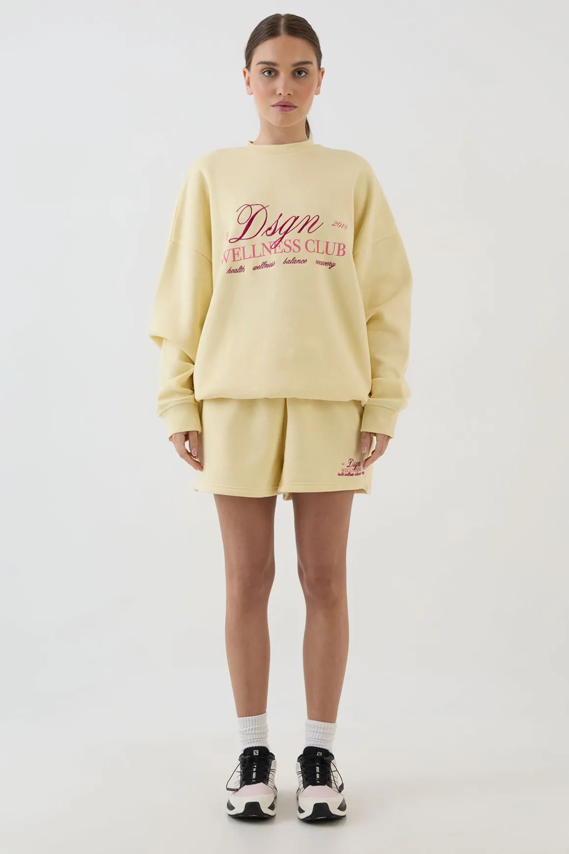 Ensemble De Survêtement Sweat Oversize Et Short Wellness Club Dsgn Studio