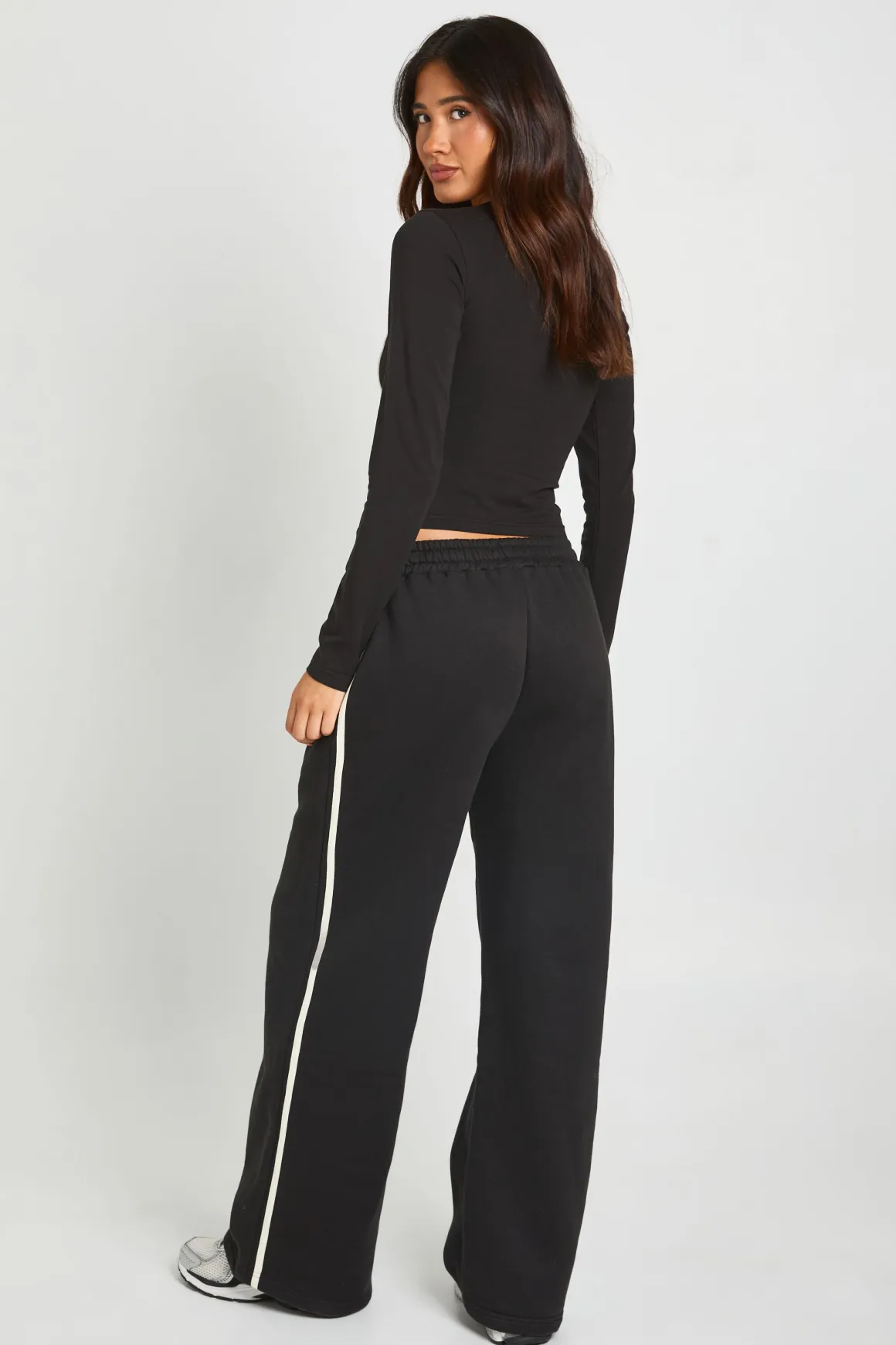 Ensemble De Survêtement T-shirt Manches Longues À Passepoil Contrasté Et Jogging Jambe Droite
