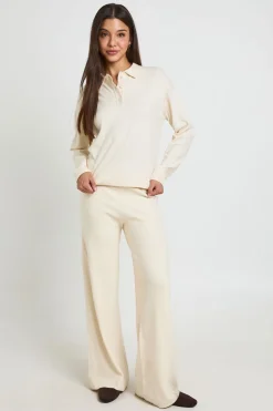 Ensemble En Maille Haut Boutonné À Col Et Pantalon Large