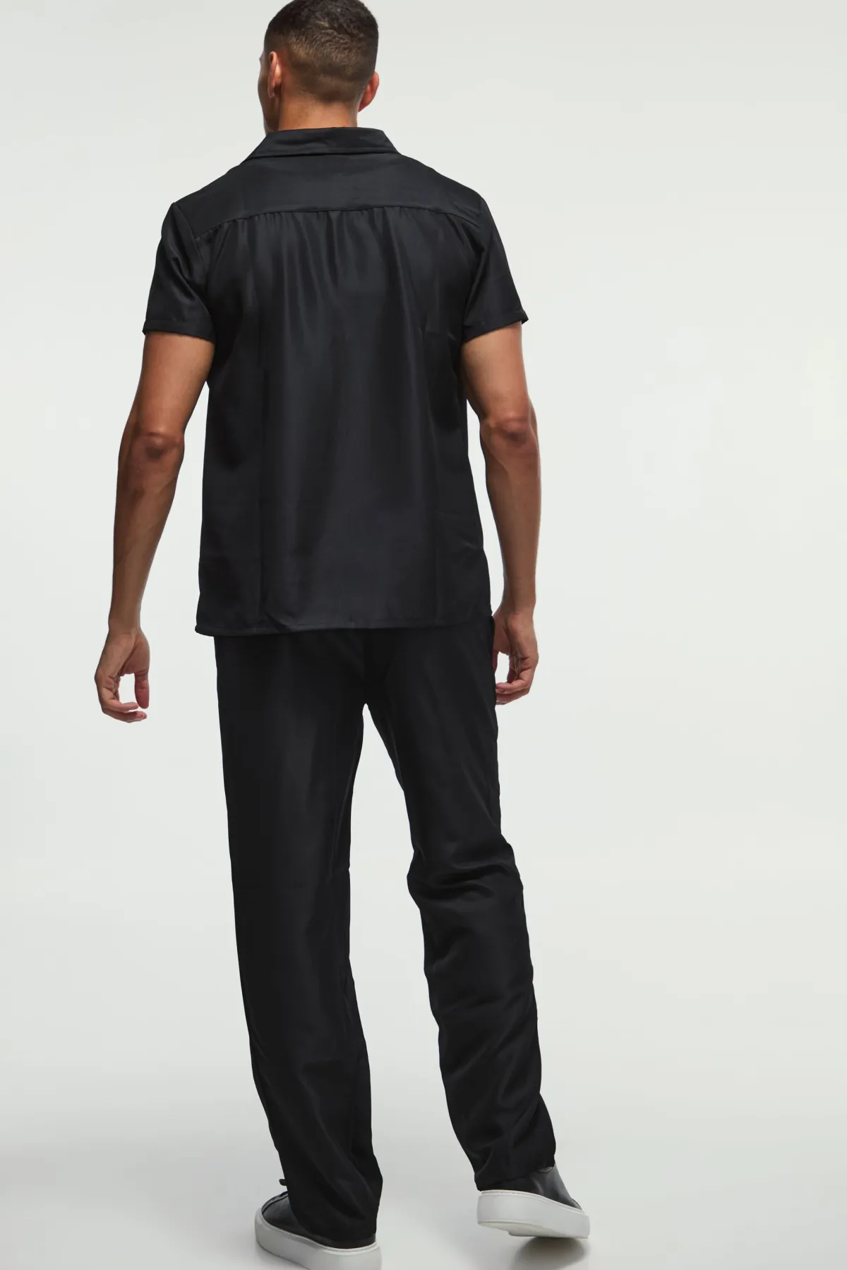 boohooMAN Ensemble en twill doux avec chemise et pantalon<Homme Ensembles