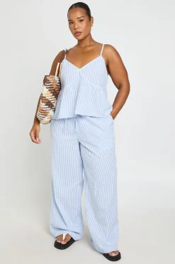 boohoo Ensemble Grande Taille Caraco À Bretelles Avec Nœud Vichy Et Pantalon Large Assorti<Femme Ensembles