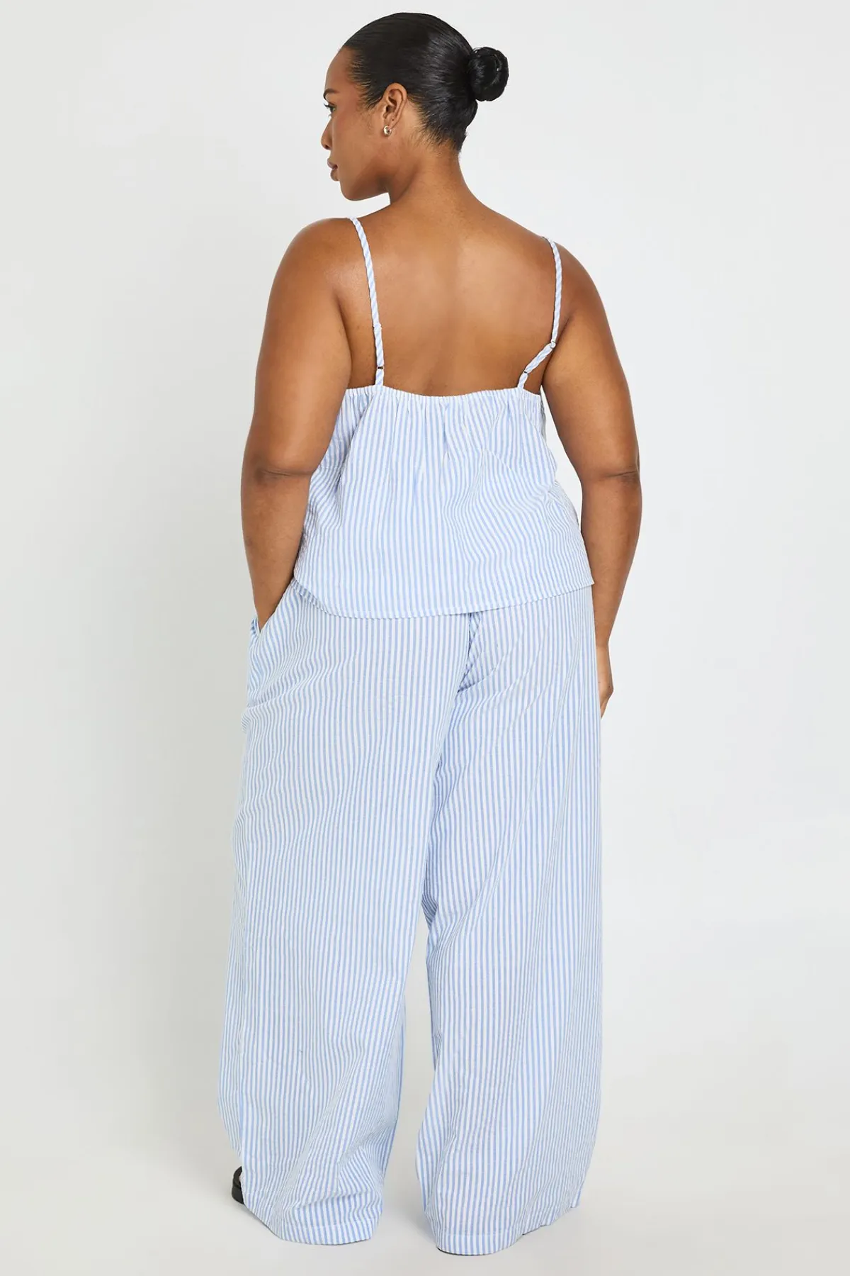 boohoo Ensemble Grande Taille Caraco À Bretelles Avec Nœud Vichy Et Pantalon Large Assorti<Femme Ensembles