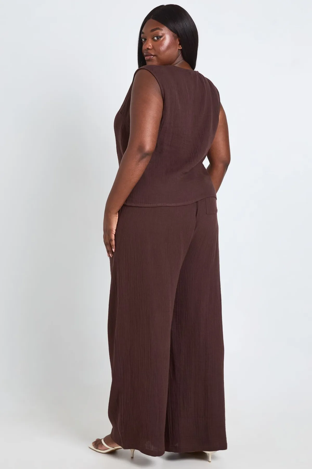 boohoo Ensemble Grande Taille Gilet En Gaze De Coton Et Pantalon À Perles<Femme Looks Chocolat|Ensembles