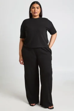 boohoo Ensemble Grande Taille T-shirt Et Pantalon Large À Jambes Évasées En Maille Gaufrée<Femme Ensembles