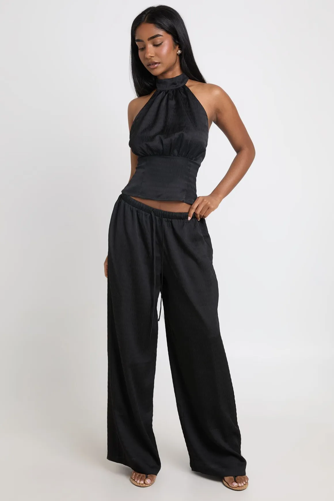 Ensemble Haut Col Montant Et Pantalon Large En Tissu Texturé Tissé