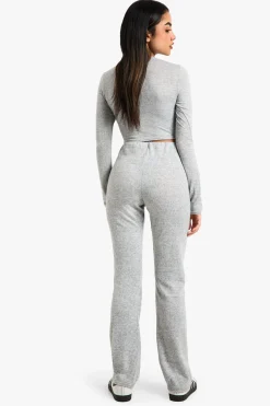 boohoo Ensemble haut court côtelé froncé et pantalon évasé<Femme Ensembles