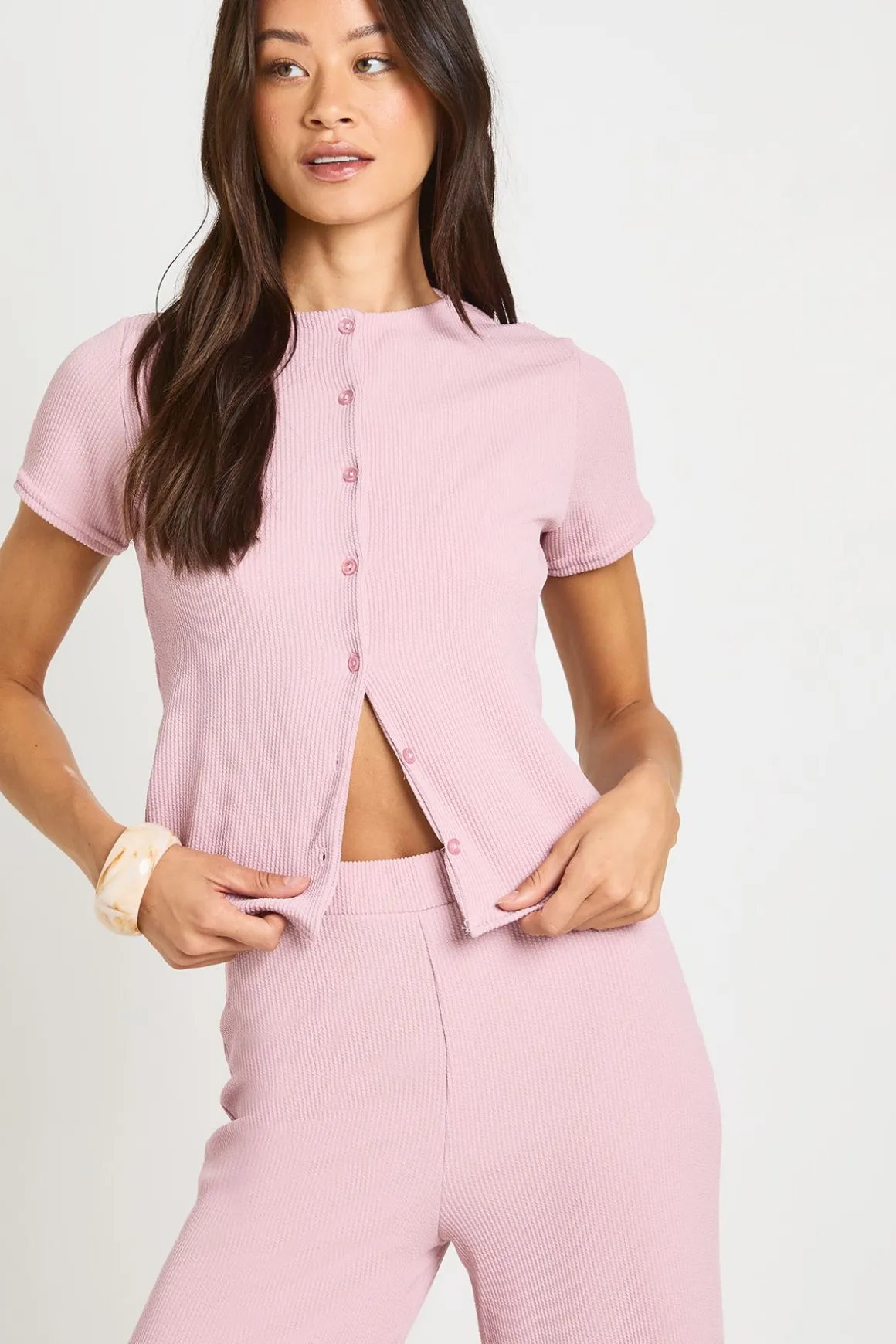 Ensemble Haut Côtelé Froissé À Manches Courtes Avec Boutons Et Pantalon Tall