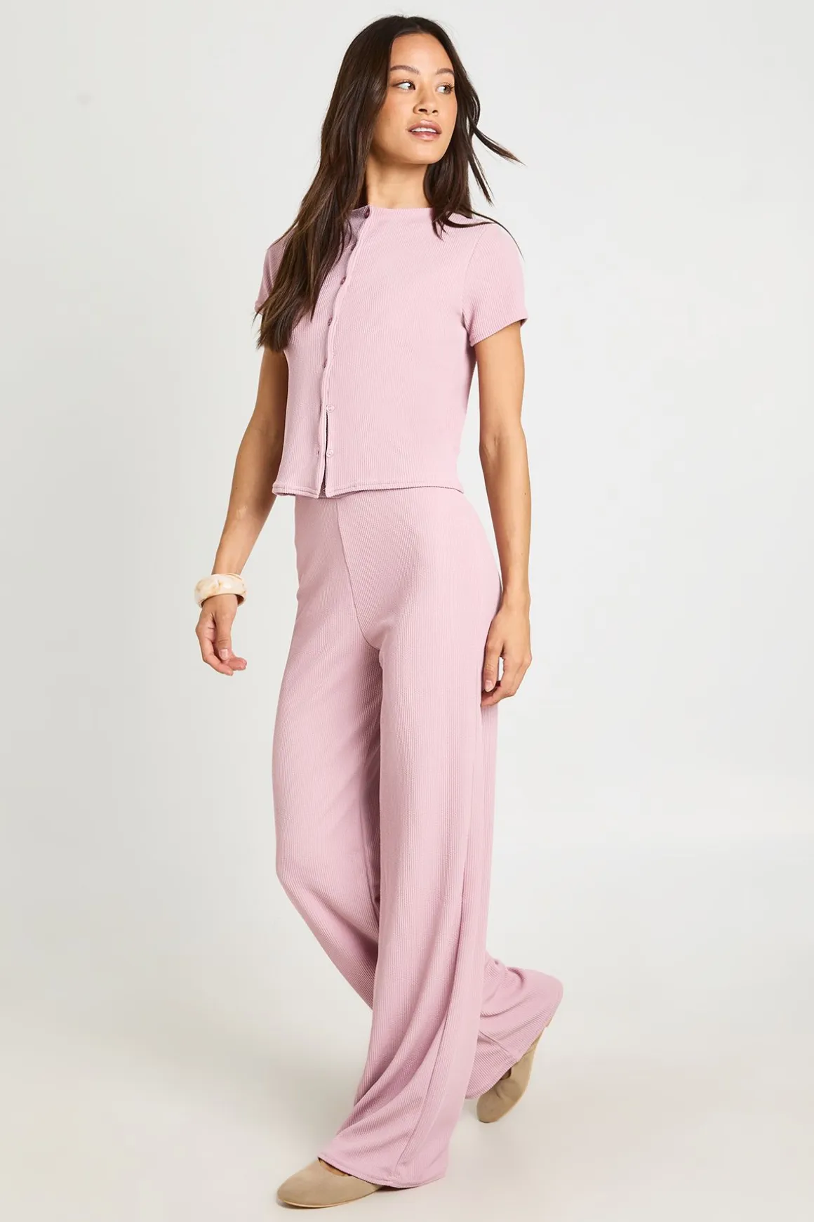 Ensemble Haut Côtelé Froissé À Manches Courtes Avec Boutons Et Pantalon Tall