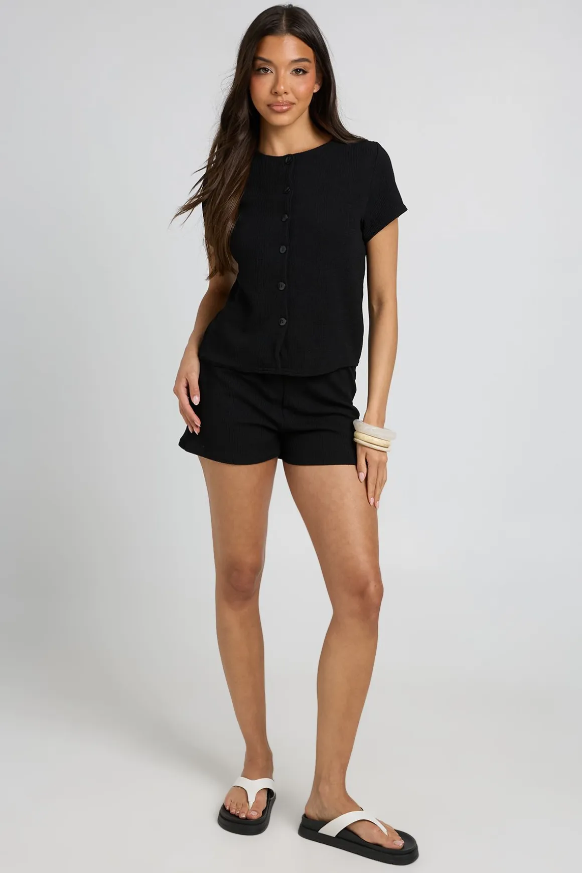Ensemble Haut Côtelé À Manches Courtes Boutonné Et Short