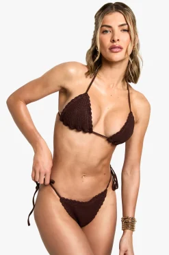 Ensemble Haut de Bikini Triangle en Crochet et Bas de Bikini à Liens Latéraux