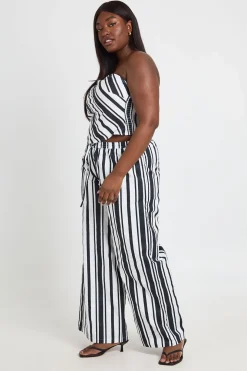 Ensemble Haut À Détail Rayé Grande Taille Et Pantalon Large À Taille Élastiquée