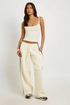 boohoo Ensemble Jogging Haut Caraco À Bretelles Et Pantalon Rayé<Femme Survêtements|Survêtements