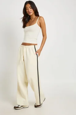 boohoo Ensemble Jogging Haut Caraco À Bretelles Et Pantalon Rayé<Femme Survêtements|Survêtements