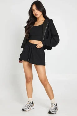 Ensemble Jogging 3 Pièces Petite Avec Veste Zippée Crop Top Et Short À Ourlet Profond
