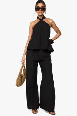 boohoo Ensemble Look Lin avec top swing à décolleté halterneck et pantalon à jambes larges<Femme Ensembles