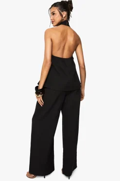 boohoo Ensemble Look Lin avec top swing à décolleté halterneck et pantalon à jambes larges<Femme Ensembles