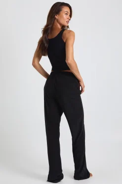 boohoo Ensemble lounge : débardeur long en molleton velours et pantalon à jambes larges<Femme Pyjamas