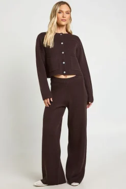 Ensemble Petite Gilet Court À Col Rond Avec Détail Poches Et Pantalon Large En Maille