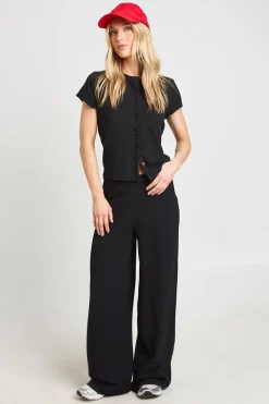 boohoo Ensemble Petite Haut Court À Manches Courtes Avec Boutons Et Pantalon En Côtes Froissées<Femme Ensembles
