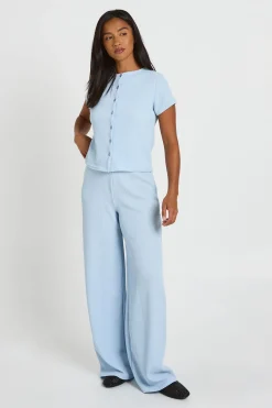Ensemble Petite Haut À Manches Courtes Avec Boutons Et Pantalon En Côtes Froissées