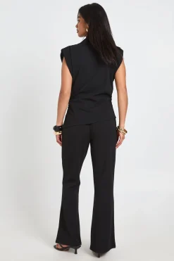boohoo Ensemble Petite Top À Épaulettes Et Pantalon Évasé En Crêpe Scuba<Femme Ensembles