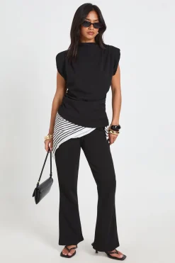 boohoo Ensemble Petite Top À Épaulettes Et Pantalon Évasé En Crêpe Scuba<Femme Ensembles