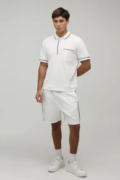 Ensemble Polo Boxy Coupe Regular À Patte Dissimulée Avec Passepoil Contrasté Et Short Coupe Regular En Piqué