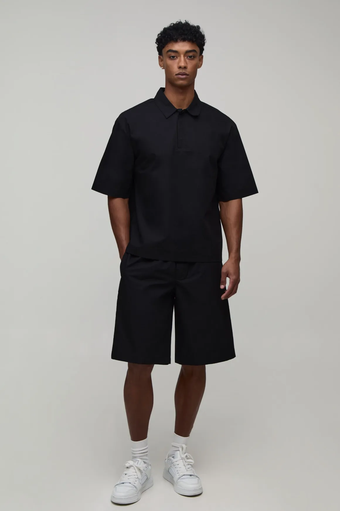 Ensemble Polo Oversize À Patte De Boutonnage Dissimulée Et Short Ample En Coton