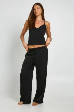 boohoo Ensemble Pyjama Cami Et Pantalon En Satin Avec Détails En Dentelle Mariée<Femme Satin Et Dentelle|Pyjamas