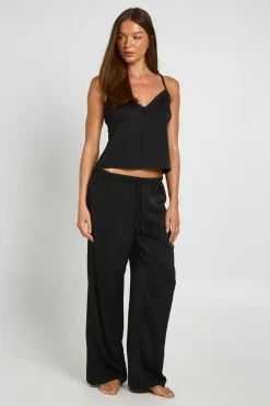 boohoo Ensemble Pyjama Cami Et Pantalon En Satin Avec Détails En Dentelle Mariée<Femme Satin Et Dentelle|Pyjamas