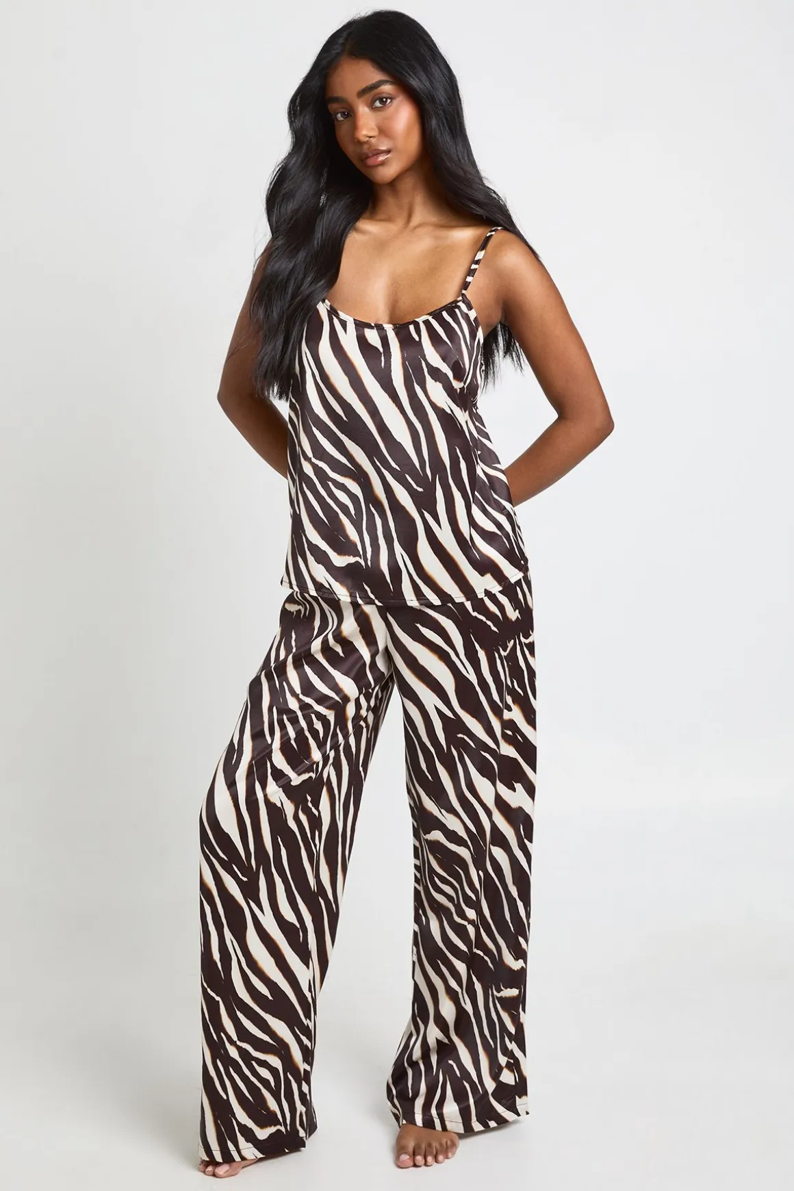 Ensemble Pyjama Caraco Et Pantalon Large En Satin Imprimé Zèbre