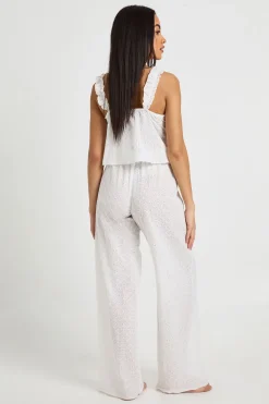 boohoo Ensemble Pyjama Caraco Et Pantalon Avec Détail De Volant En Broderie Anglaise<Femme Pyjamas