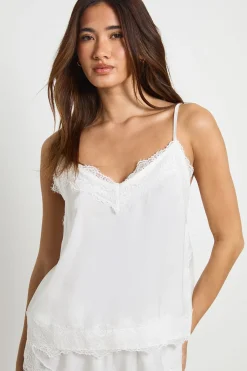 boohoo Ensemble Pyjama Caraco et Short à Bordure Dentelle Cils<Femme Satin Et Dentelle|Pyjamas