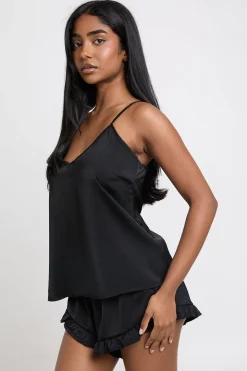 Ensemble Pyjama Caraco Satiné Et Short À Volant