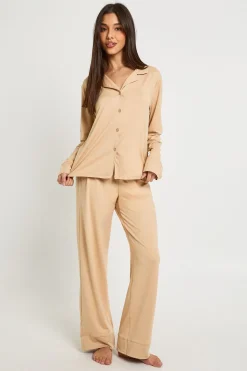 boohoo Ensemble pyjama chemise et pantalon à boutons traversants Soft Touch<Femme Pyjamas
