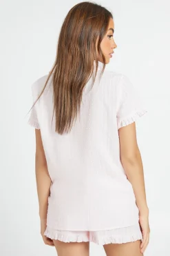 Ensemble Pyjama Chemise Manches Courtes Et Short Avec Détails Volants Texturés